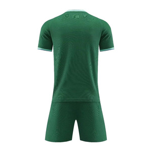 Conjunto de Camiseta de Fútbol Sublimada con Diseño Geométrico Verde para Hombre, Manga Corta, Absorbe la Humedad, Ajuste Atlético, Uniforme de Fútbol - Product Image 3