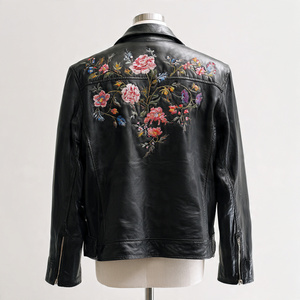 Veste en cuir de haute qualité, très élégante et stylée - Product Image 5