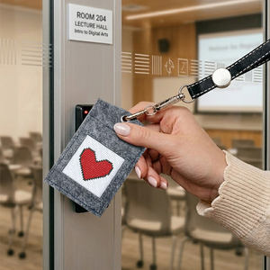 Kit créatif DIY, kit de porte-cartes en point de croix amusant pour enfants et adultes, idée de cadeau fait main - Product Image 1