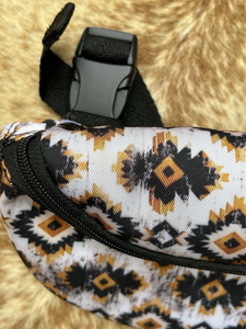 กระเป๋าอานม้าแบบตะวันตกพิมพ์ลายไนลอนออกแบบเองสำหรับขี่ม้าเทรล - Product Image 6