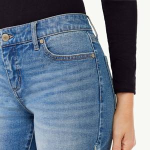 Shorts en jean déchiré taille haute pour femme, coupe droite, ourlet brut, décontracté, pour l'été, en coton bleu délavé, vente en gros sur mesure - Product Image 6