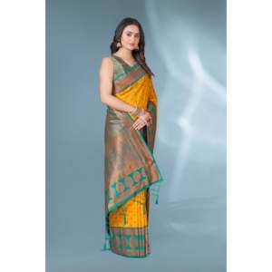Sari de seda Paithani amarillo con lunares de Elite Weaves, blusa sin coser, tejido Zari en contraste y detalles tradicionales - Product Image 4