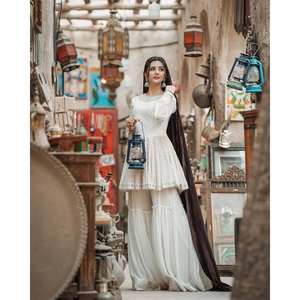 Party Wear Top-Bottom et Dupatta Set brodé Séquence Travail Taille XL - Product Image 2