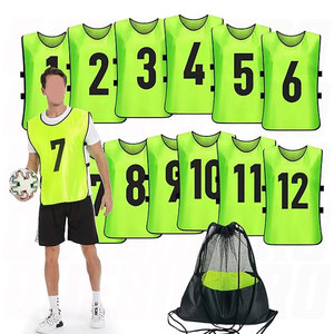 Maillots d'entraînement Scrimmage pour sports d'équipe, dossards de football numérotés pour adultes et jeunes, maillots d'entraînement respirants et légers - Product Image 1