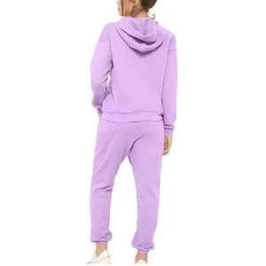 Conjunto Deportivo de Mujer en Algodón Suave con Diseño de Encaje y Piedras Brillantes, Sudadera con Capucha y Pantalones, Logotipo de Marca Personalizado, Estilo de Lujo - Product Image 2