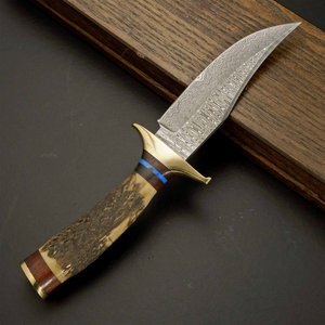 Couteau de chasse et de camping en acier Damas forgé à la main, lame fixe, vente en gros, couteau de survie et de bushcraft personnalisé pour l'extérieur avec étui en cuir - Product Image 4