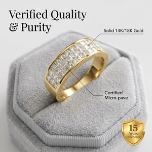 Anillo de Diamantes de Corte Princesa de Tres Hileras en Oro Sólido de 18K Hecho a Mano, Banda Ancha, Joyería Fina - Product Image 3