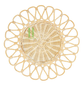 New Arrival Hot Trend Rattan Charger <b>Plates</b> Boho Rattan Placemat OEM Hot Sale Placemat Wicker Charger <b>Plate</b> From Vietnam - Product Image 2