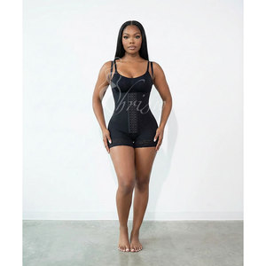 Faja Colombiana à 3 rangées de crochets, à entrejambe ouvert avec rabats et effet rehausseur de fesses, Étape 2 - Product Image 4