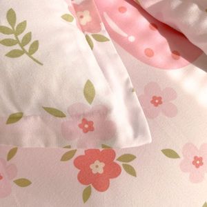 "3D Striped Pink & White Duvet <b>Cover</b> Set for Queen Size <b>Bed</b> with Zipper Closure & Strawberry Pattern" - Product Image 6