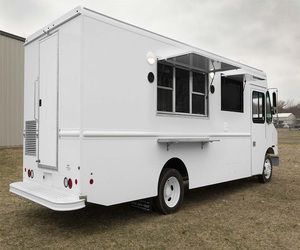 Camion de restauration mobile de 18 pieds avec cuisine complète pour BBQ, bubble tea et bière, idéal pour restaurant mobile - Vente en gros - Product Image 4
