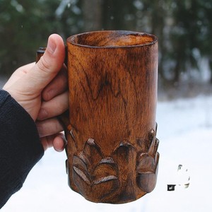 Jarra de Cerveza de Madera con Diseño Floral Decorativo, Jarra Vikinga, Taza de Café/Té de Madera Sólida, Jarra de Cerveza Grabada, Taza de Madera para Beber, Regalo - Product Image 5