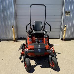 Tracteur de pelouse diesel Kubota haut de gamme G261 avec tondeuse montée au milieu, bac de ramassage de 1,22 m, coupe-herbe électrique agricole - Product Image 6