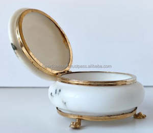 Joyero de mármol ecológico hecho a mano, diseño redondo pintado a mano para anillos y pendientes, almacenamiento elegante de Artisan Craft - Product Image 5