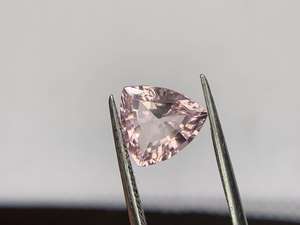 Turmalina Rosa Natural, Gema Facetada, Piedra Suelta para Joyería, Anillo, Colgante, Corte Trillón, Excelente, Grado Raro, Cambio de Color - Product Image 3