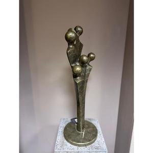Statue de pilier abstrait en bronze coulé à la main, représentant des personnes, avec base, objets décoratifs pour la maison, figurine personnalisable. - Product Image 5