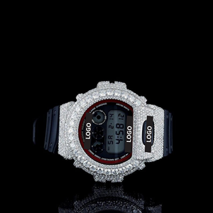 Reloj de pulsera digital de moda estilo hip hop, con bisel plateado brillante y correa negra de lujo, precio de fábrica al por mayor. - Product Image 1