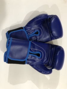 Guantes de Boxeo de Cuero Vacuno Personalizados para Propietarios de Gimnasios, Pedidos al por Mayor, Guantes Profesionales para Entrenamiento, Sparring y Boxeo - Product Image 4