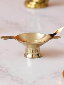 Classic <b>Oil</b> Burning Decor Brass Diya Copper Prayer Deepak Pooja <b>Lamp</b> Temple Home Interior Festive Lighting Ornament - Product Image 1