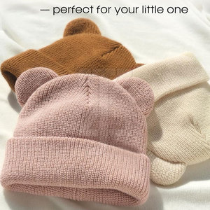 Chapeau pour bébé fabriqué au Pakistan, design unisexe, tissu doux au toucher, protection de la tête, idéal pour la maison et les voyages - Product Image 3