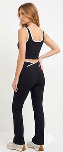 Conjunto de Top Corto de Compresión y Pantalones Acampanados para Yoga, Top sin Mangas, Conjunto de Dos Piezas, Leggings Acampanados con Cintura Recortada, 2 Piezas - Product Image 5