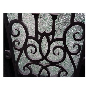 Puerta de entrada de hierro forjado resistente al óxido, fácil de montar, con un panel de vidrio arqueado y un diseño con motivos intrincados. - Product Image 4