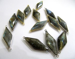 Labradorite en laiton, forme marquise fantaisie, taille 14x34mm, briolette taillée au laser, double boucle, plaqué argent, or, noir pour - Product Image 5
