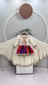 Top estilo Kediya de algodón con diseño Gamthi y trabajo de espejo, con lehenga de algodón, listo para usar, colección especial Navratri. - Product Image 5