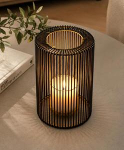Lanterne cylindrique en fer noir avec barres verticales, porte-bougie résistant à la chaleur pour la décoration de la maison - Product Image 2