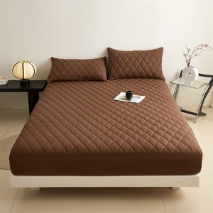 Protège-matelas matelassé 100% polyester imperméable et respirant, 300 fils, lavable en machine, toutes saisons - Product Image 1