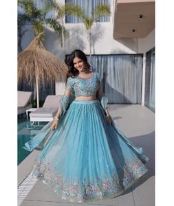 Vêtements ethniques indiens en soie Fendi avec un magnifique travail de broderie multi-fils, ensemble Lehenga Choli avec dupatta pour les mariages - Product Image 1