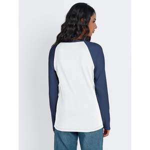 2025 Trendy Queen para mujer cuello redondo manga larga Colorblock blusas y camisas - Product Image 3