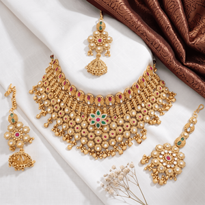 Ensemble de collier choker de mariée traditionnel vintage plaqué or Kundan avec boucles d'oreilles Jhumka et Maang Tikka pour femmes, pour mariage - Product Image 5