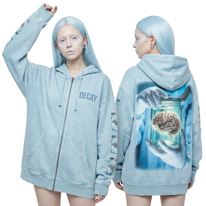 Sudadera con Capucha Coral Naranja Desgastada para Mujer, con Detalle de Telaraña y Pedrería, Gráfico de Zombie Gritando en la Espalda, Estilo Vintage Lavado Ácido, Ropa Urbana - Product Image 5