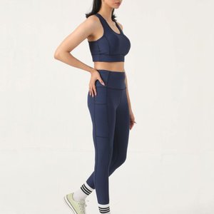 Conjunto de Yoga de 2 Piezas para Mujer, Tallas Grandes, Diseño Sólido, Alta Elasticidad, Cintura Alta, Relleno, Transpirable y de Secado Rápido, Ideal para Pilates y Gimnasio - Product Image 6