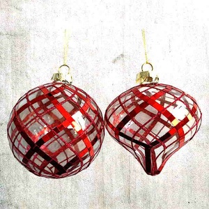 Adorno Navideño Único para Año Nuevo, Bola de Cristal Transparente Roja Brillante de 100 mm de Diámetro con Franjas de Mosaico, Adorno en Forma de Cebolla - Product Image 4
