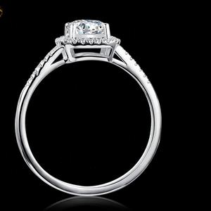 แหวนหมั้นเพชรเลี้ยงในห้องปฏิบัติการสุดหรู ดีไซน์วินเทจ ตัวเรือนเงินแท้ 925  รับรองโดย IGI เครื่องประดับชั้นดีสำหรับทั้งชายและหญิง เหมาะสำหรับงานแต่งงาน - Product Image 2