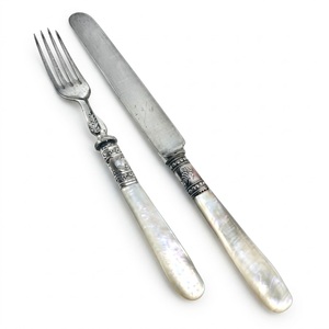Antique Victorian Silver Plated Mother Of Pearl <b>Handle</b> Fruit Dessert Cutlery Set Fork And Knife Elegant Vintage Tableware - Product Image 1