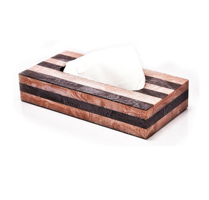 Boîte à mouchoirs en bois d'acacia et résine époxy, artisanat en résine bleue, forme carrée, à prix abordable - Product Image 3