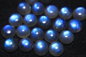 Cabochon de labradorite bleue naturelle brillante en gros, pierre précieuse lisse et non montée, cristal de haute qualité 6 mm, certifié par un tiers - Product Image 3