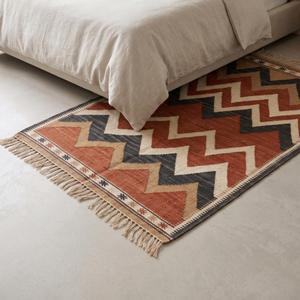 Alfombra de lana de pelo corto tejida a mano de alta demanda - Color terracota sólido, antideslizante, con base de lona de algodón y flecos - Product Image 4