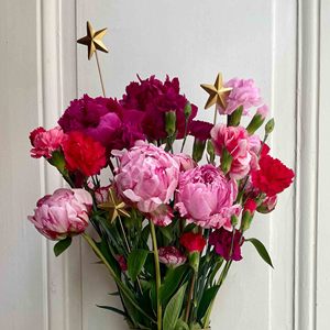 Nouveau lancement : Ensemble de bijoux Bouquet Cœur 3 pièces – Décoration intérieure en laiton de haute qualité pour salon, anniversaire, fête prénuptiale - Product Image 5