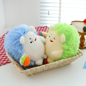 Nuovo Peluche a Tema Fragola e Ravanello, Simpatico Piccolo Cignotto in Stile Cartone Animato, Bambola di Comfort per Bambini con Imbottitura in Cotone PP - Product Image 4