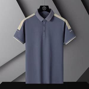 เสื้อโปโลแขนสั้นสีดำสำหรับผู้ชาย พร้อมแถบสีเบจที่ไหล่ ระบายความชื้นได้ดี ทรงปกติ เสื้อกีฬาฤดูร้อน - Product Image 3