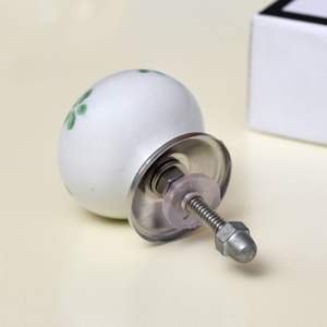 Boutons de meuble en céramique faits à la main, motif floral vert et blanc, poignées de tiroir rondes, quincaillerie de porte, vente en gros, fabricant - Product Image 4