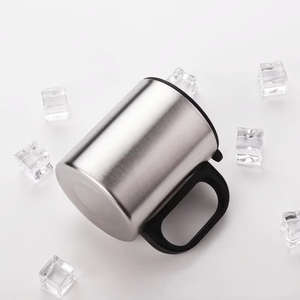 Vaso Térmico de Acero Inoxidable de Doble Pared con Aislamiento al Vacío Bold Blossom, Mantiene la Temperatura de 12 a 24 Horas, Ecológico, para Café o Cerveza, con Asa de Plástico - Product Image 2