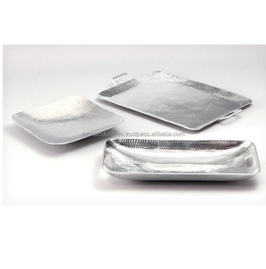Plateau de service décoratif en fonte d'aluminium poli brillant Plateau de service en métal de dernière conception Plateau de service au chocolat de luxe - Product Image 4