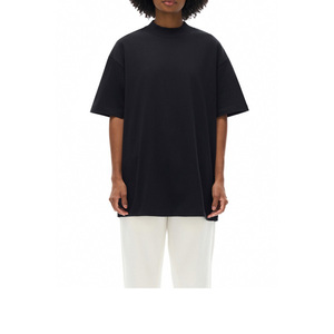 เสื้อยืดผู้ชายคุณภาพสูง ผ้าคอตตอนผสมโพลีเอสเตอร์ เนื้อนุ่ม ระบายอากาศดี เหมาะสำหรับใส่ลำลอง ออกกำลังกาย สตรีทแวร์ รับสกรีนโลโก้ - Product Image 1