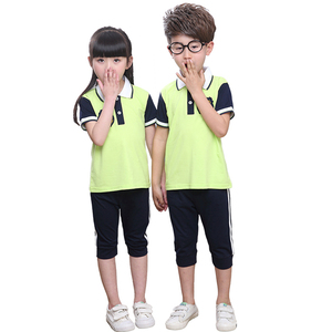 Uniformes Escolares de Alta Calidad para Niños y Niñas, Diseño Personalizado, Modernos, Color Azul Marino, Camisa y Pantalones Cortos 100% Poliéster para Graduación de Verano - Product Image 4