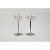 Uniek handgemaakt ecologisch verantwoorde wijnglas van roestvrij staal met unieke schelpvorm, aanpasbare inhoud, voegt een luxe aan de drankenpresentatie toe.